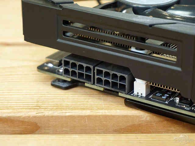战神实力你敢接招？七彩虹980ti top评测