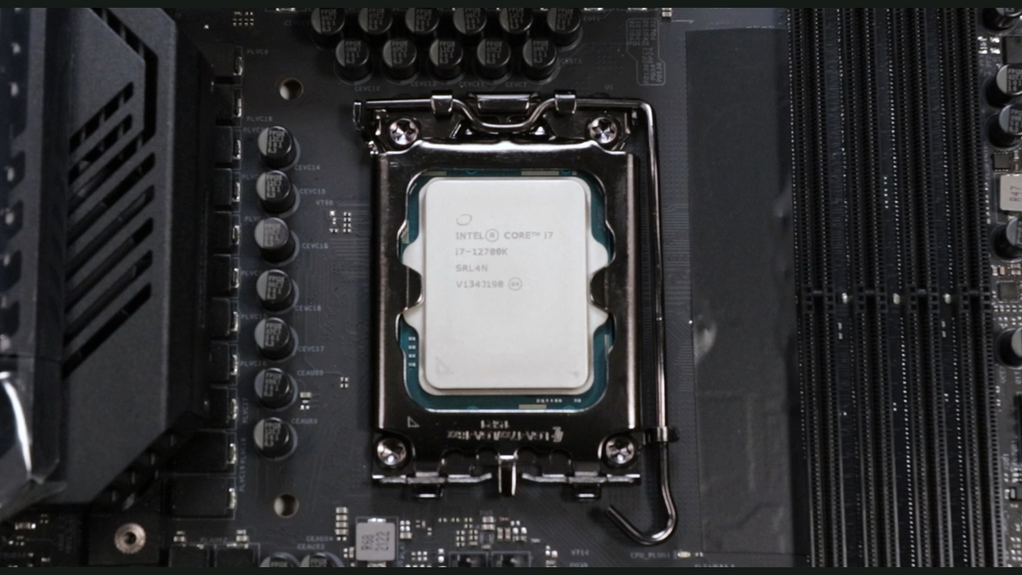 lga1700 平台 cpu 插槽