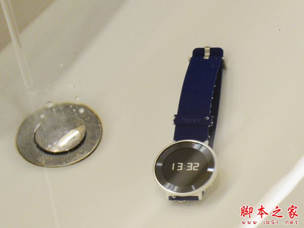 荣耀手表s1有几种颜色？荣耀s1手表蔚海蓝/深空灰/活力橙哪个颜色好看？