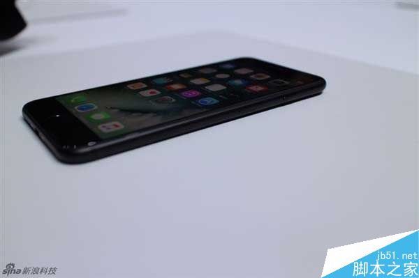 iphone7 airpods怎么样？airpods耳机卖多少钱？