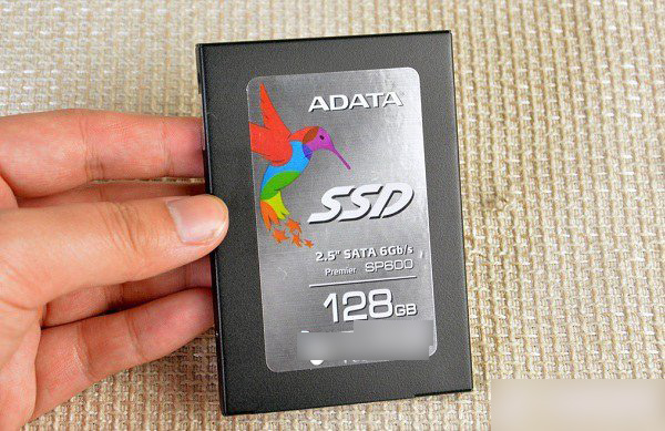 威刚sp600 128gb固态硬盘
