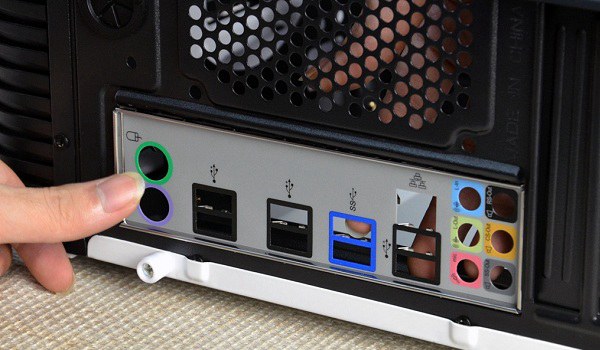 2015组装电脑教程：amd八核独显diy电脑装机教程
