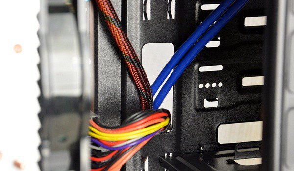 2015组装电脑教程：amd八核独显diy电脑装机教程