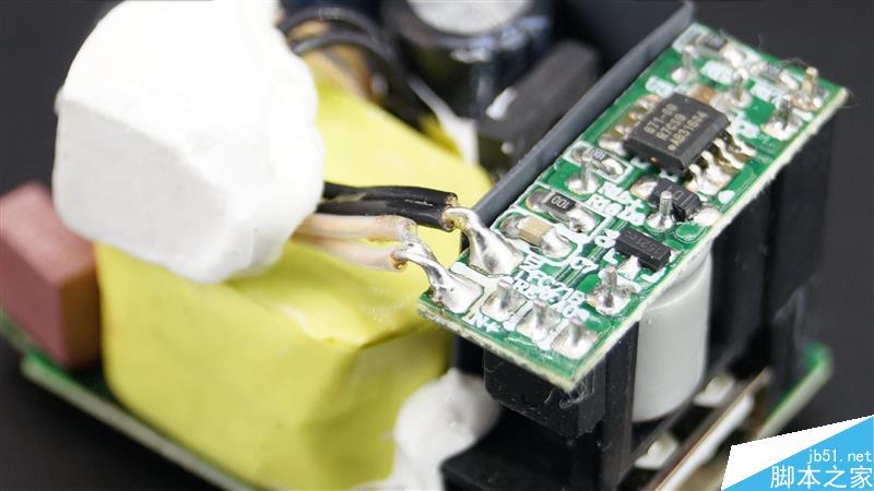 24w双协议！乐视最新快充充电器拆解、评测