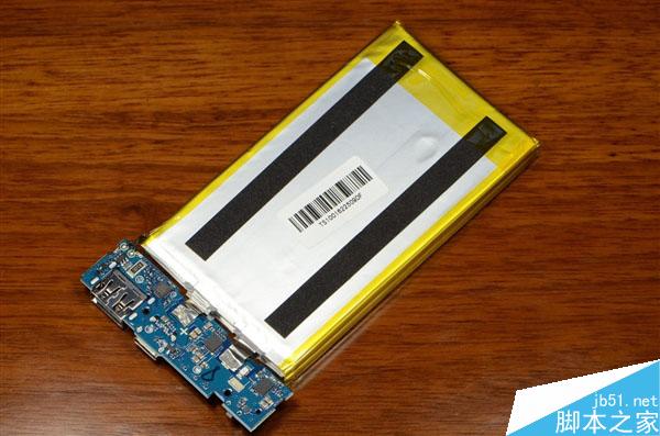 小米新10000mah移动电源为何贵1倍？雷军亲自揭秘