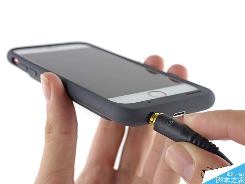 iphone 6s充电保护壳拆解：乔布斯死不瞑目！