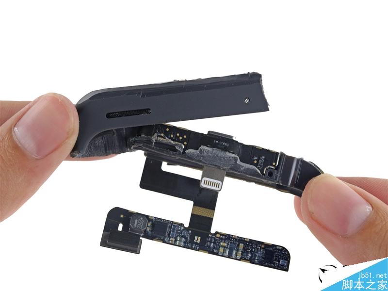 iphone 6s充电保护壳拆解：乔布斯死不瞑目！
