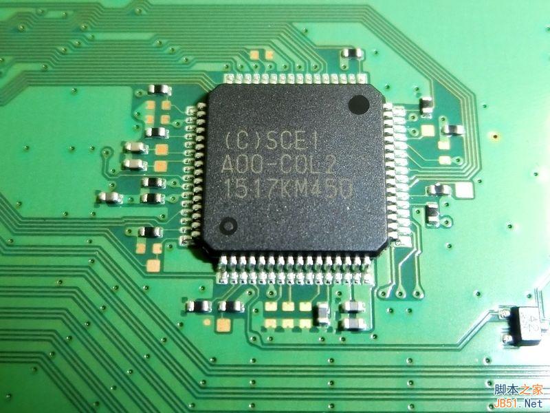 新版ps4完全拆解：偷工减料or工艺升级？