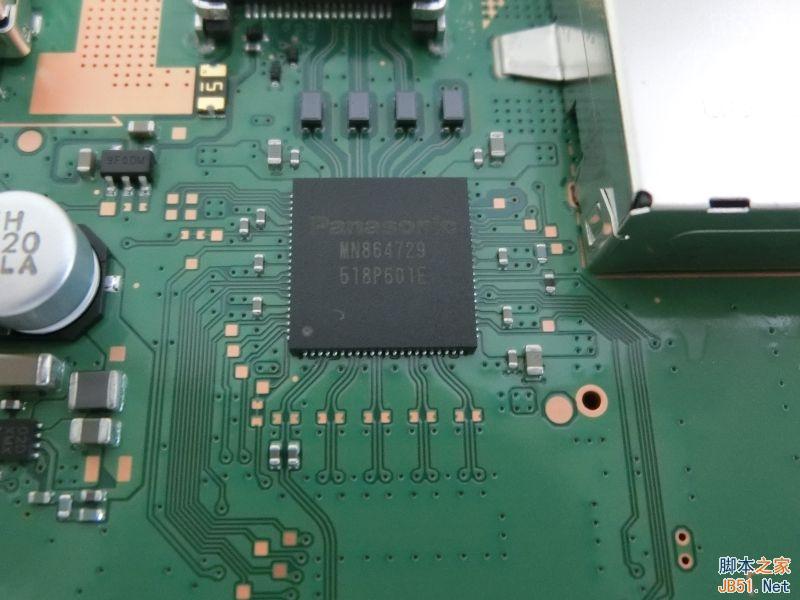 新版ps4完全拆解：偷工减料or工艺升级？