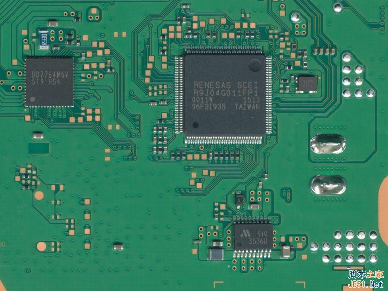 新版ps4完全拆解：偷工减料or工艺升级？