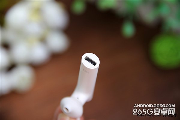 小米蓝牙耳机图赏:79元/蓝牙4.1