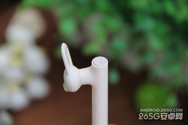 小米蓝牙耳机图赏:79元/蓝牙4.1