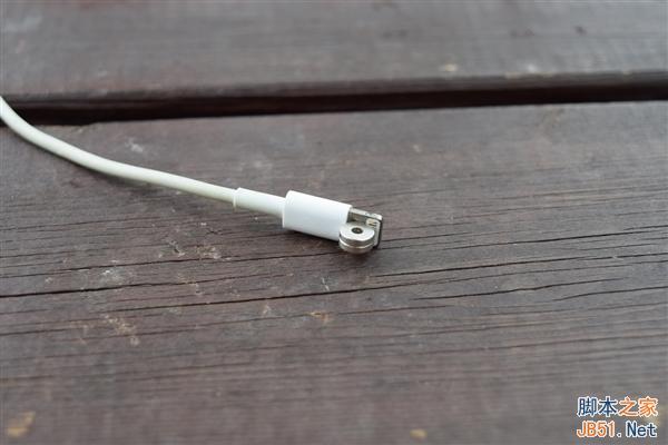 39元做工咋样？小米mfi认证苹果数据线拆解