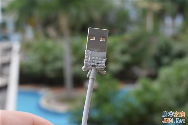 39元做工咋样？小米mfi认证苹果数据线拆解