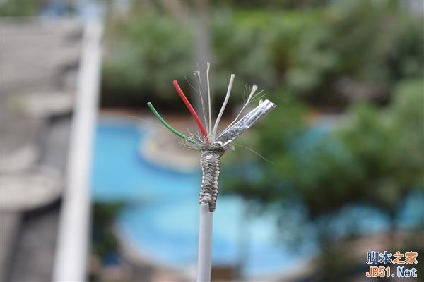 39元做工咋样？小米mfi认证苹果数据线拆解