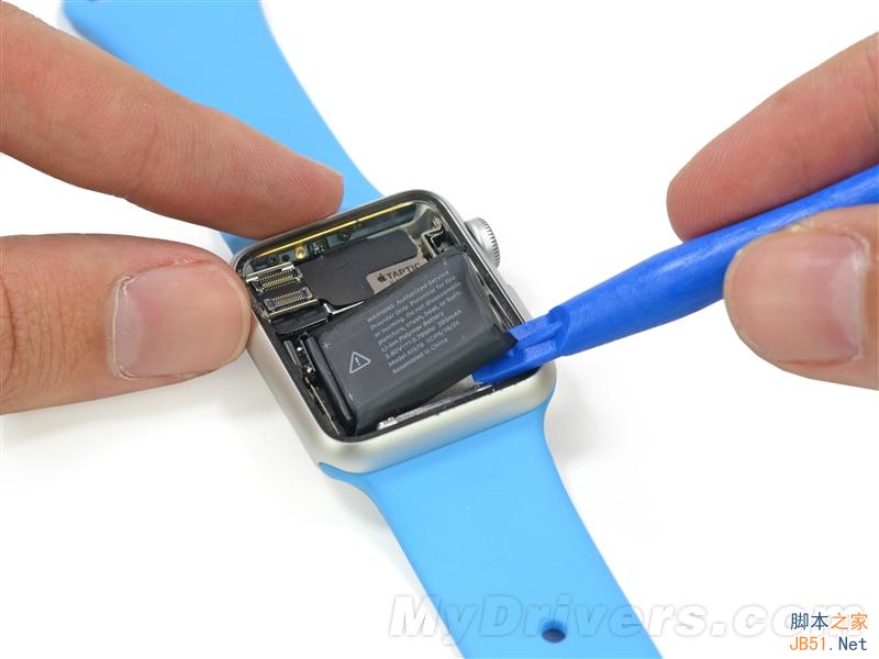 apple watch详尽拆解：电池太失望了！