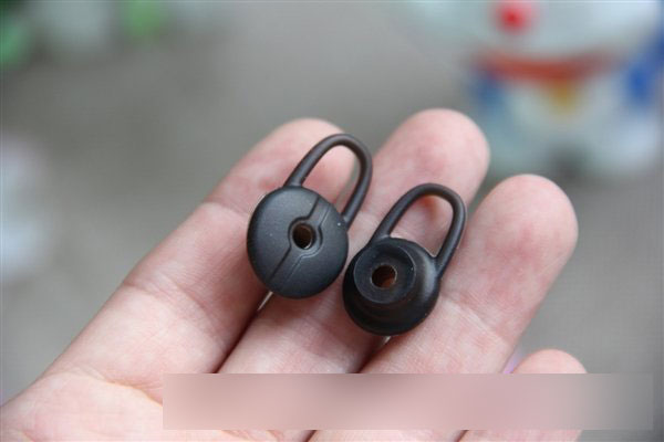 无边框触控屏 华为手环b2图赏