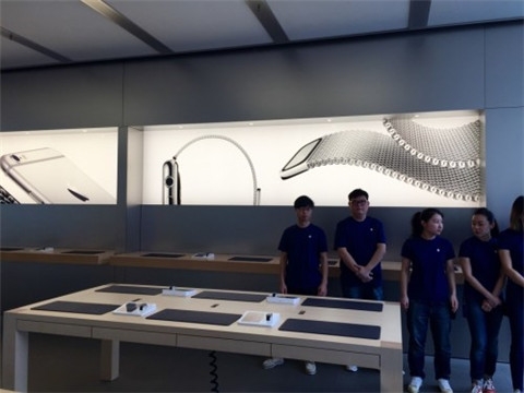 apple watch今起预定，苹果表试戴现场体验