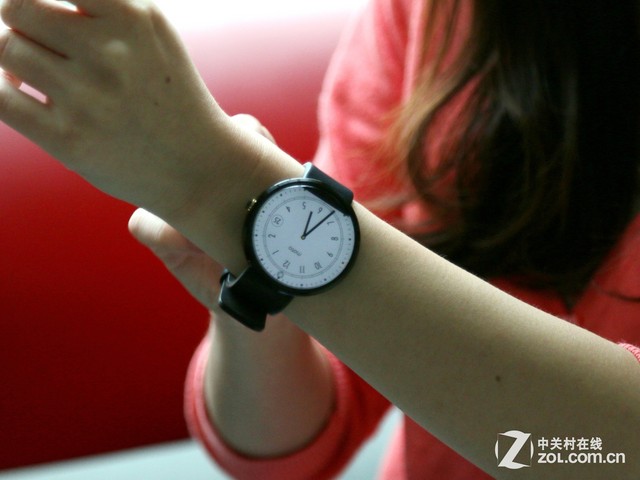 今年买个表值不值? moto360上手体验 