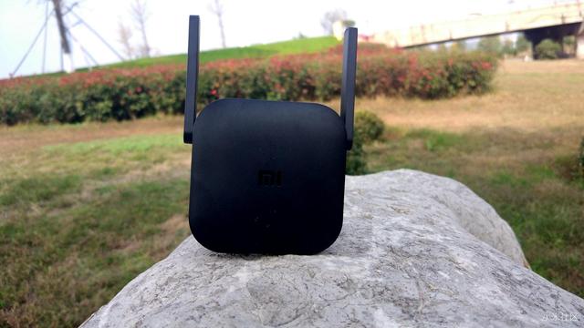 小米wifi放大器pro测评:远距离信号强才是王道