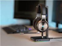 VIRTUOSO RGB SE无线游戏耳机,共三种连接方式,最长续航约20小时